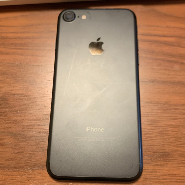 Apple(アップル)のiPhone7 ジャンク品 スマホ/家電/カメラのスマートフォン/携帯電話(スマートフォン本体)の商品写真