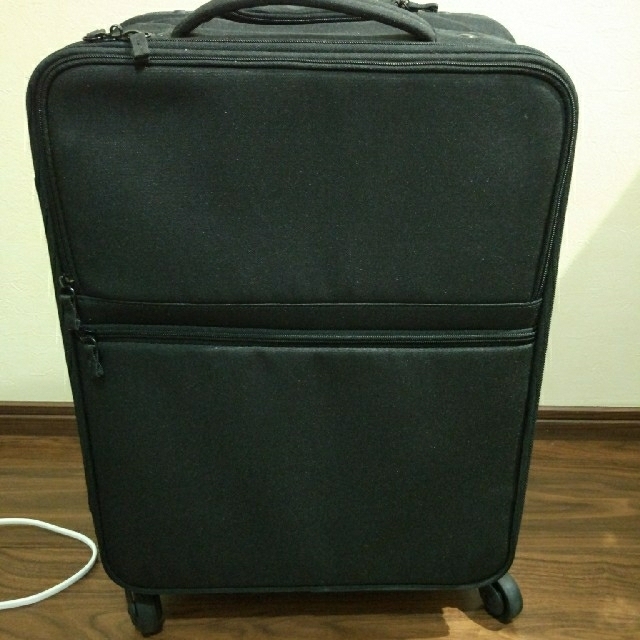 無印良品　半分の厚みで収納できるソフトキャリー 36L