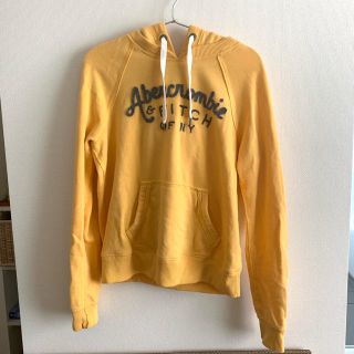 アバクロンビーアンドフィッチ(Abercrombie&Fitch)の☆値下げ☆美品！アバクロ パーカー レディースMサイズ☆(パーカー)