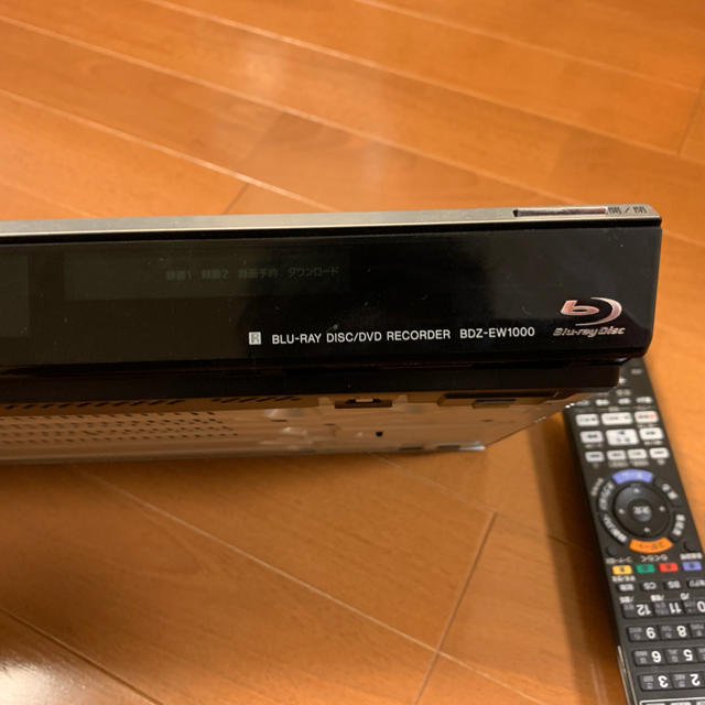 SONY(ソニー)のsony ブルーレイレコーダー bdz-ew1000 スマホ/家電/カメラのテレビ/映像機器(ブルーレイレコーダー)の商品写真