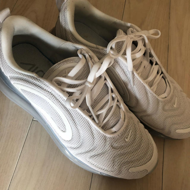 airmax720 23センチ