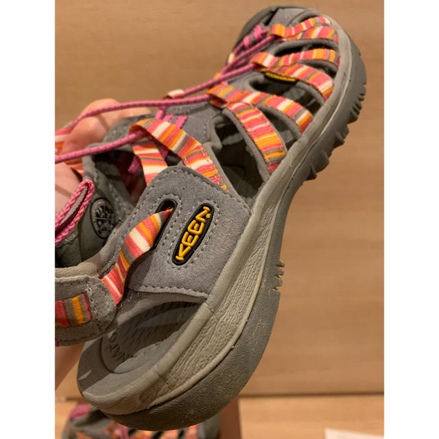 KEEN(キーン)のkeen ウォーターサンダル 水陸両用 24.5cm レディースの靴/シューズ(サンダル)の商品写真