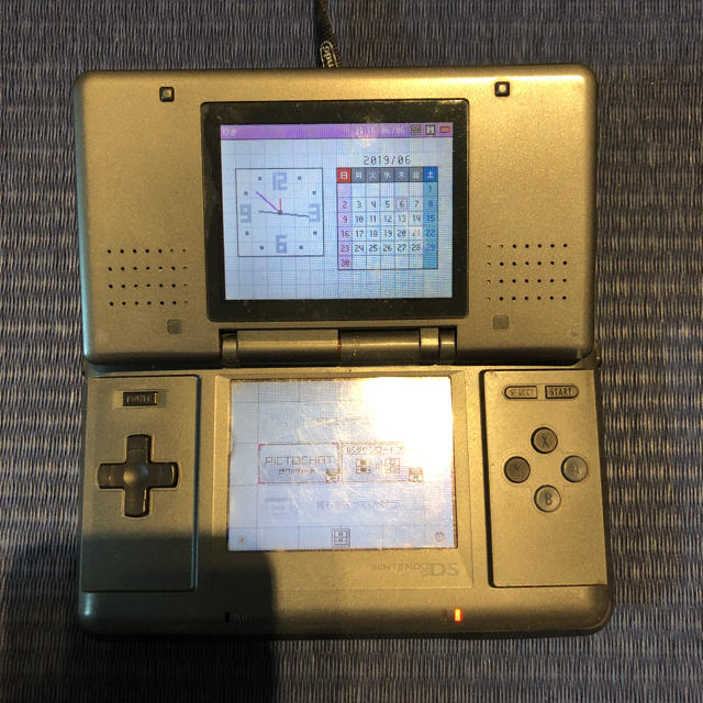 ニンテンドーDS(ニンテンドーDS)のNintendo DS 本体 エンタメ/ホビーのゲームソフト/ゲーム機本体(携帯用ゲーム機本体)の商品写真