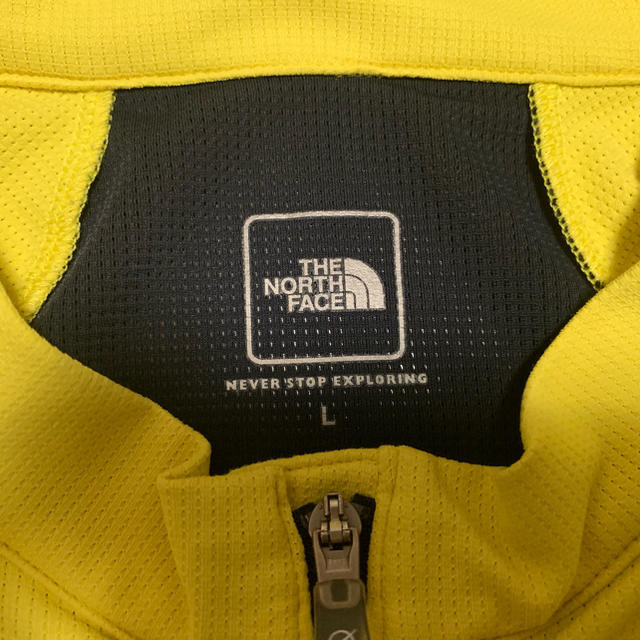 THE NORTH FACE(ザノースフェイス)のザ  ノースフェイス ノースリーブ ジップアップシャツ スポーツ/アウトドアのランニング(ウェア)の商品写真