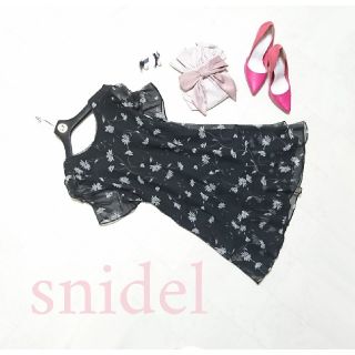 スナイデル(SNIDEL)のsnidel シフォン ワンピース フラワー フリル(ミニワンピース)