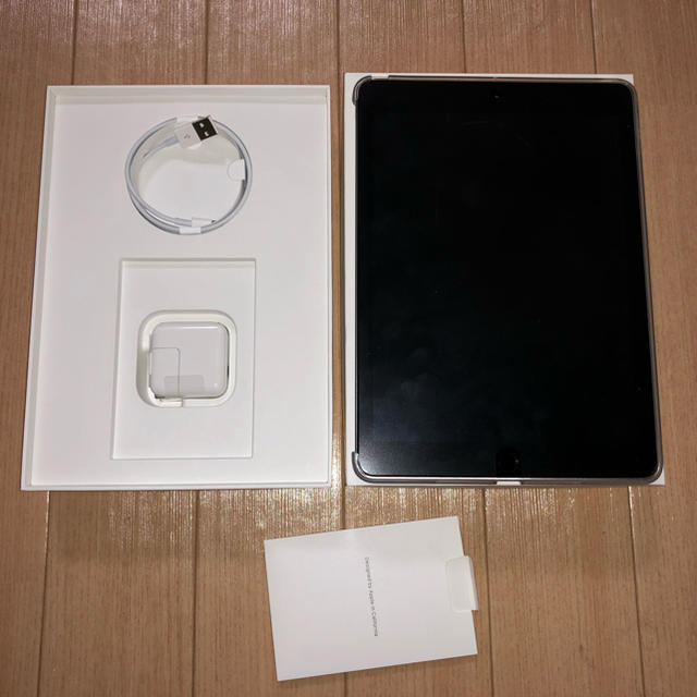 PC/タブレットIPad2018 スペースグレー 128GB WiFi&cellularモデル