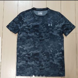 アンダーアーマー(UNDER ARMOUR)のアンダーアーマー　カモフラ　Tシャツ(Tシャツ/カットソー(半袖/袖なし))