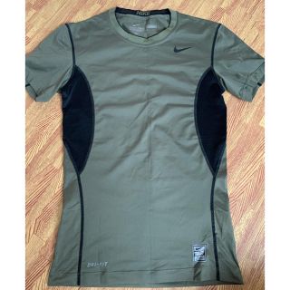 ナイキ(NIKE)のNIKE PRO COMBAT ナイキ Tシャツ Mサイズ(Tシャツ/カットソー(半袖/袖なし))