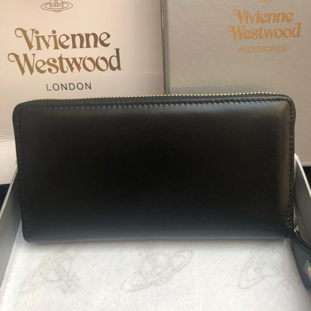 Vivienne Westwood(ヴィヴィアンウエストウッド)の【新品未使用！】値下げ交渉可！ヴィヴィアンウエストウッド 財布 レディースのファッション小物(財布)の商品写真