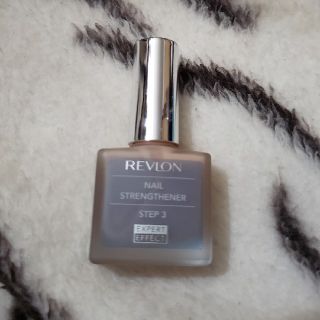 レブロン(REVLON)のレブロン　ネイルストレングスナー(ネイルケア)