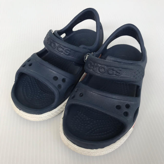 crocs(クロックス)のクロックス サンダル キッズ/ベビー/マタニティのベビー靴/シューズ(~14cm)(サンダル)の商品写真