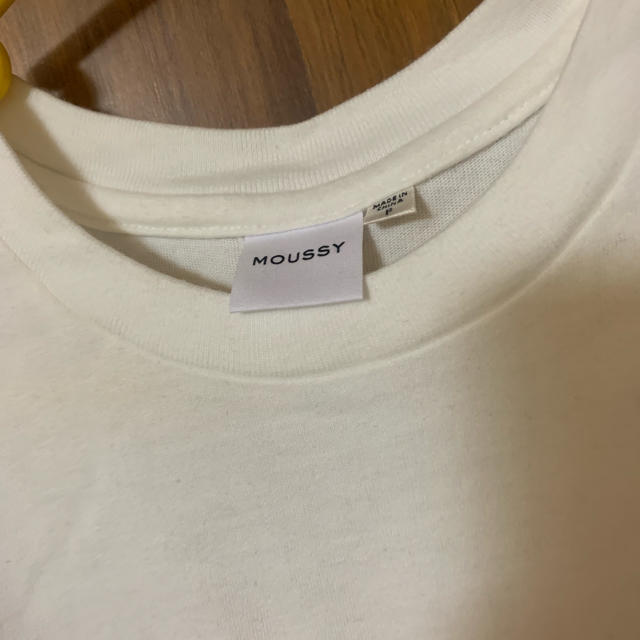 moussy(マウジー)のMOUSSY ティシャツ レディースのトップス(Tシャツ(半袖/袖なし))の商品写真