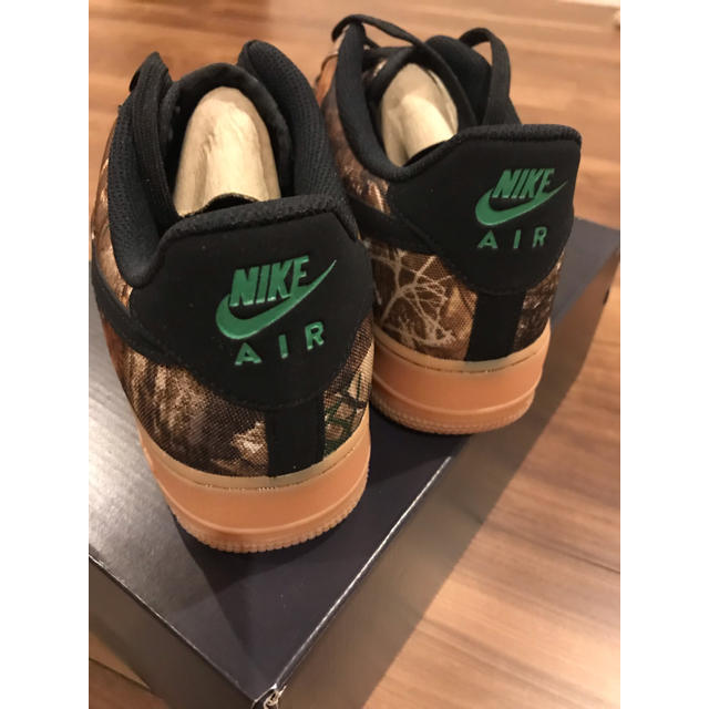 NIKE AIR FORCE 1 ‘07 LV8 3 エアフォース1メンズ