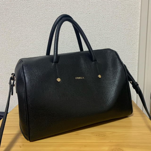 Furla ショルダーパッグ 黒