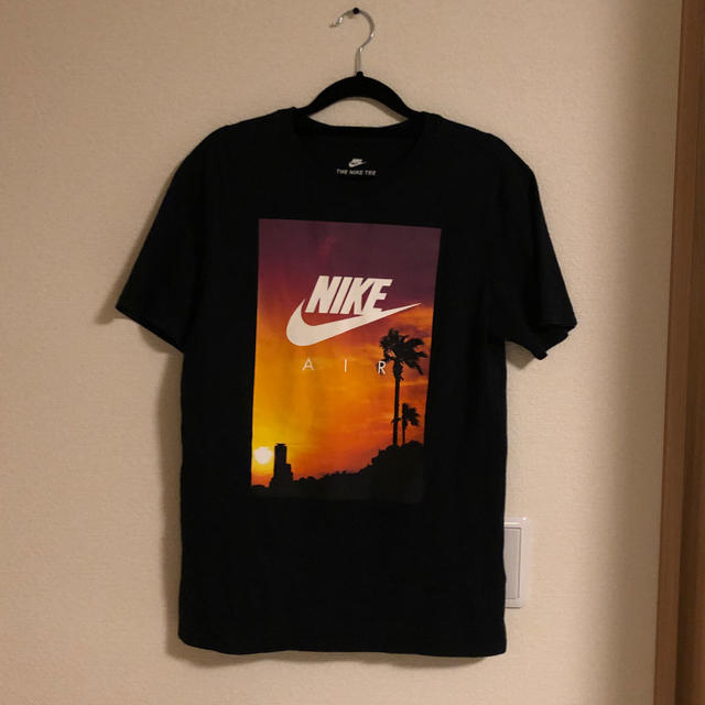 NIKE(ナイキ)のnike 半袖Tシャツ M メンズのトップス(Tシャツ/カットソー(半袖/袖なし))の商品写真