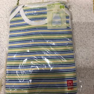 ユニクロ(UNIQLO)のユニクロ ノースリーブロンパース 80cm(ロンパース)