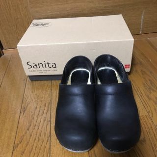 ダンスコ(dansko)の美品 サニタ Sanita クロッグ ブラック ヌバックレザー 36 サボ(スリッポン/モカシン)