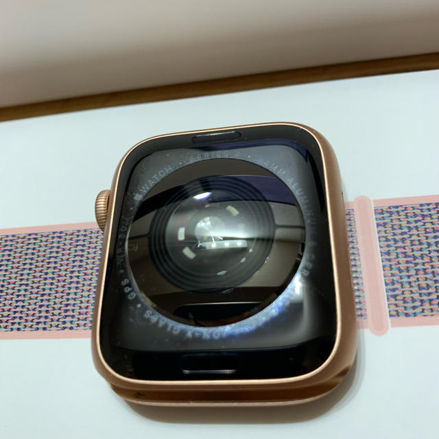 Apple Watch series4 44mm アルミ ゴールド