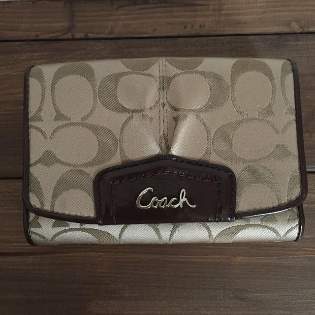 COACH(コーチ)のなつぅみ様取置き中♡COACH財布 レディースのファッション小物(財布)の商品写真