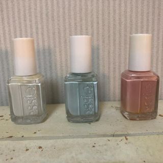 エッシー(Essie)のessie ネイルポリッシュ  ネル様専用(マニキュア)