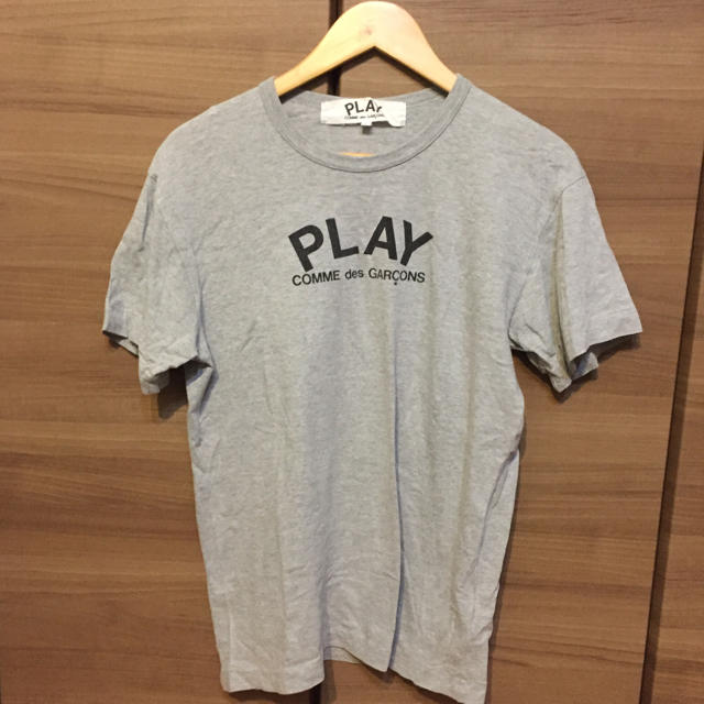 COMME des GARCONS(コムデギャルソン)のコム・デ・ギャルソン Tシャツ PLAY レディースのトップス(Tシャツ(半袖/袖なし))の商品写真