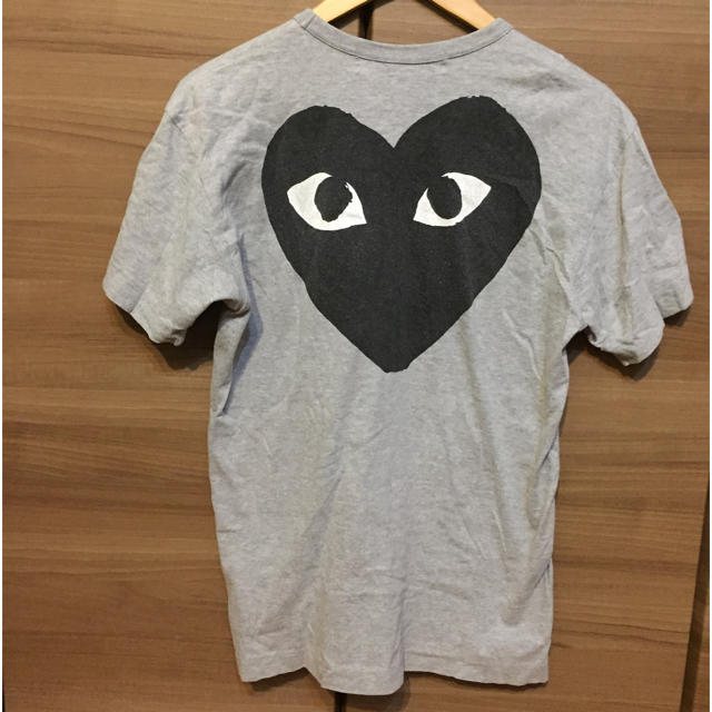 COMME des GARCONS(コムデギャルソン)のコム・デ・ギャルソン Tシャツ PLAY レディースのトップス(Tシャツ(半袖/袖なし))の商品写真