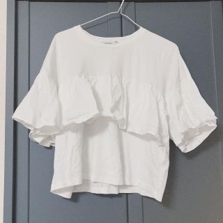 ベルシュカ(Bershka)の【ベルシュカ】フリルＴシャツ本日限定プライス！(Tシャツ(半袖/袖なし))