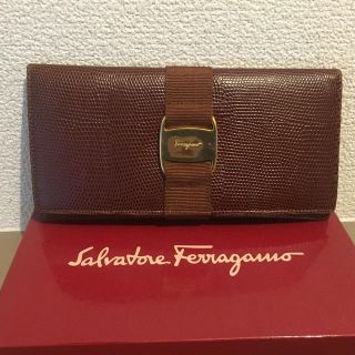 フェラガモ(Ferragamo)のフェラガモ リボン ヴァラ 長財布(財布)