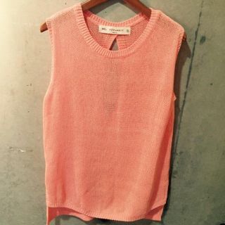 ザラ(ZARA)のZARA ロングニットノースリーブ(カットソー(半袖/袖なし))