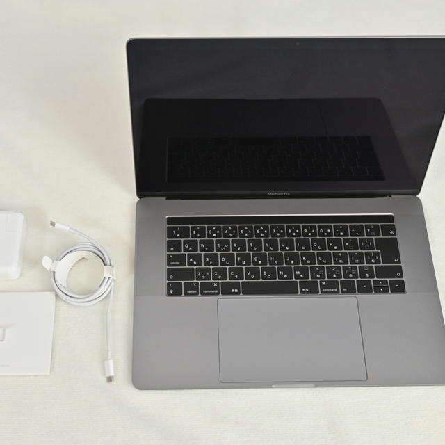 即納 Macbook Pro 2018 15.4インチ - 6コアi7 美品