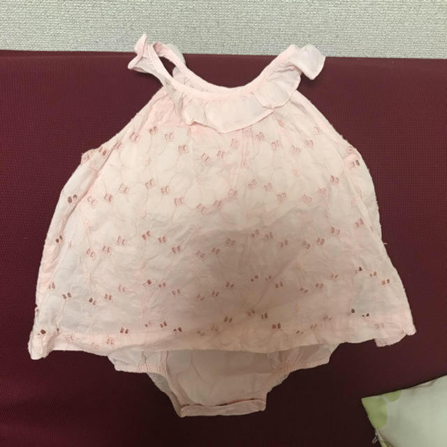 babyGAP(ベビーギャップ)のギャップ フリフリ ロンパース  90 キッズ/ベビー/マタニティのキッズ服女の子用(90cm~)(ワンピース)の商品写真