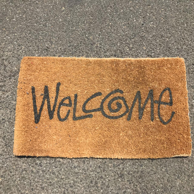 STUSSY(ステューシー)のSTUSSY WELCOME MAT インテリア/住まい/日用品のラグ/カーペット/マット(玄関マット)の商品写真