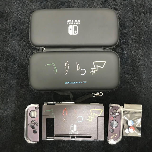 Nintendo Switch(ニンテンドースイッチ)の任天堂 Switch ポケモンセット黒① エンタメ/ホビーのゲームソフト/ゲーム機本体(家庭用ゲーム機本体)の商品写真