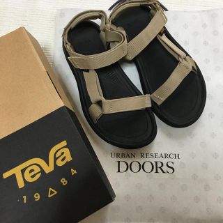 アーバンリサーチドアーズ(URBAN RESEARCH DOORS)のDOORS teva テバ ハリケーン ベージュ(サンダル)