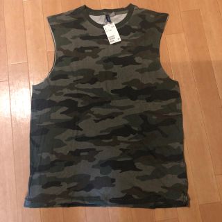 エイチアンドエム(H&M)のH&M カモフラ トップス 迷彩(Tシャツ/カットソー(半袖/袖なし))