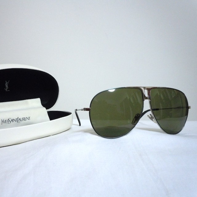 【 YVES SAINT LAURENT 】“Rare”Teardrop Sun