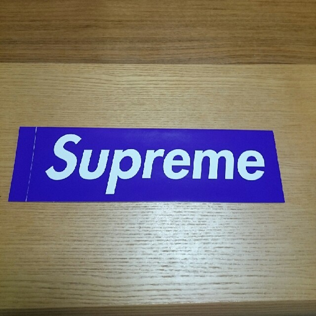 Supreme(シュプリーム)のステッカー 自動車/バイクのバイク(ステッカー)の商品写真