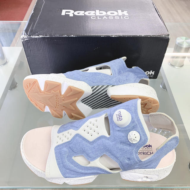 Reebok(リーボック)のリーボック インスタ ポンプ フューリー サンダル メンズの靴/シューズ(サンダル)の商品写真