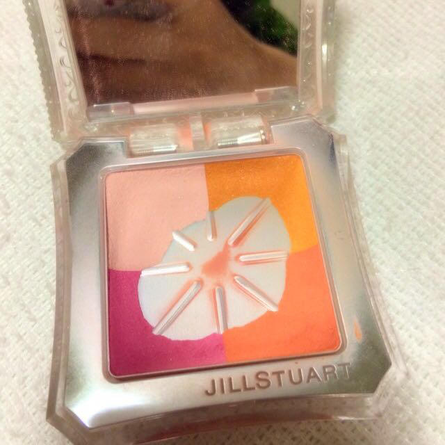 JILLSTUART(ジルスチュアート)のジルスチュアート チーク コスメ/美容のベースメイク/化粧品(チーク)の商品写真