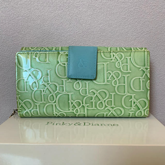 Pinky&Dianne(ピンキーアンドダイアン)の【美品】 Pinky&Dianne  長財布 レディースのファッション小物(財布)の商品写真
