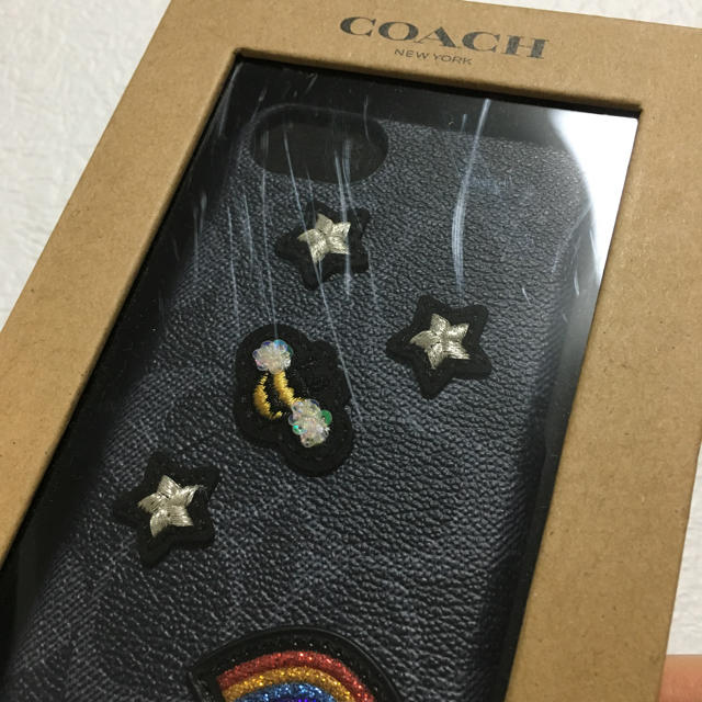 COACH(コーチ)の【新品未使用】コーチ　iPhoneケース　デニム アップリケ Bee スマホ/家電/カメラのスマホアクセサリー(iPhoneケース)の商品写真