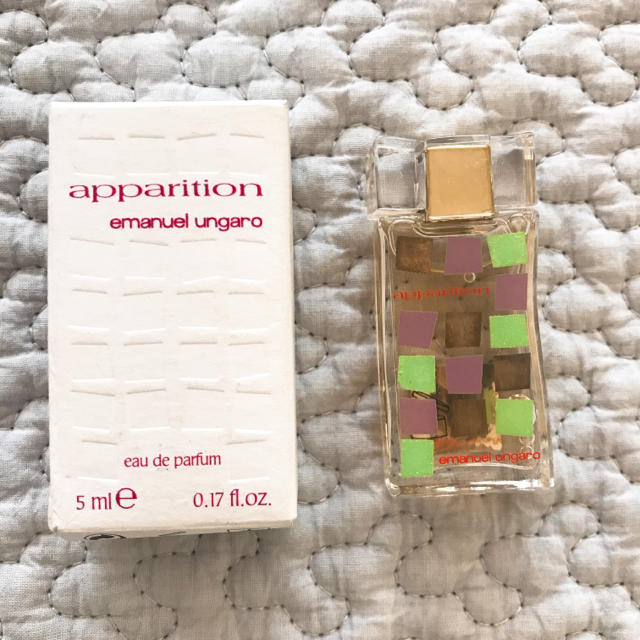 emanuel ungaro(エマニュエルウンガロ)のエマニュエル ウンガロ アパラシオン オーデパルファム 5ml コスメ/美容の香水(香水(女性用))の商品写真