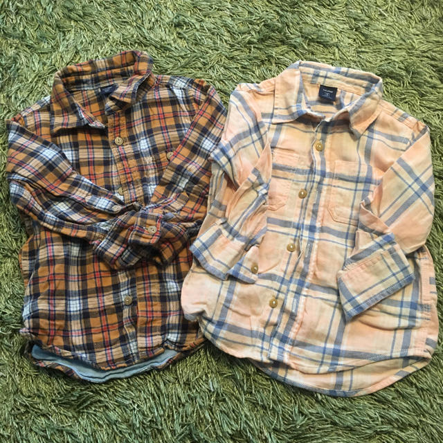 babyGAP(ベビーギャップ)のyusa様専用  GAP 95cm  男の子 シャツ3枚セット 美品です✨ キッズ/ベビー/マタニティのキッズ服男の子用(90cm~)(ブラウス)の商品写真