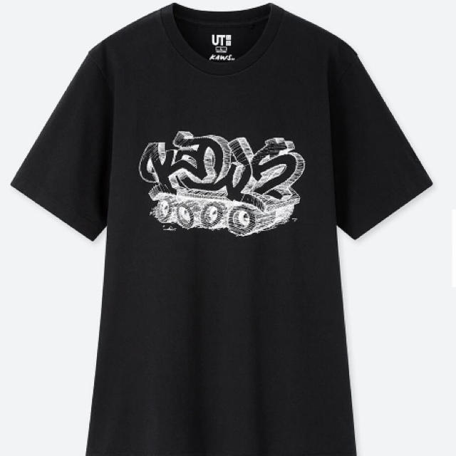 UNIQLO(ユニクロ)のUNIQLO×KAWS kids 150cm キッズ/ベビー/マタニティのキッズ服男の子用(90cm~)(Tシャツ/カットソー)の商品写真