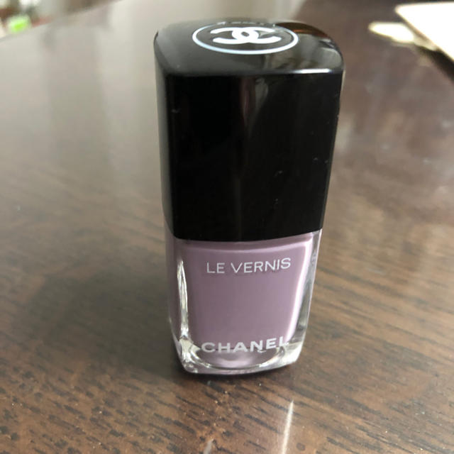 CHANEL(シャネル)のCHANEL限定ネイル709💗美品💗 コスメ/美容のネイル(マニキュア)の商品写真