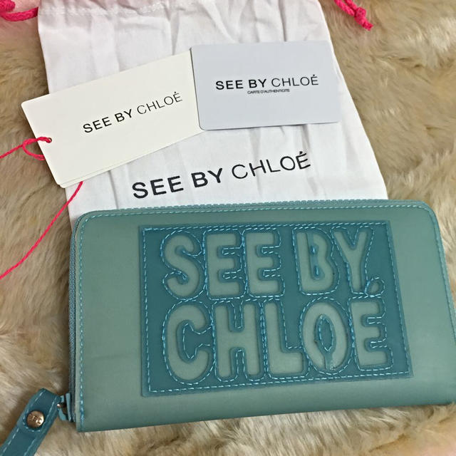 SEE BY CHLOE(シーバイクロエ)のショコラ様専用 レディースのファッション小物(財布)の商品写真