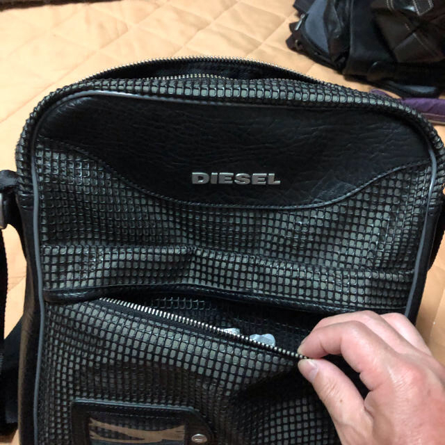 DIESEL(ディーゼル)のアッチ様専用！     DIESELショルダーバッグ メンズのバッグ(ショルダーバッグ)の商品写真