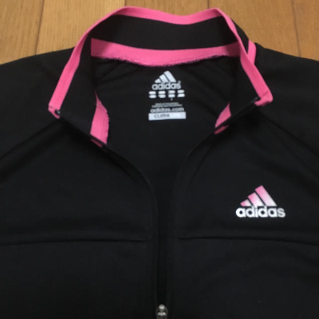 adidas(アディダス)のadidas ハーフタートルネックポロシャツ 【S】 スポーツ/アウトドアのランニング(ウェア)の商品写真