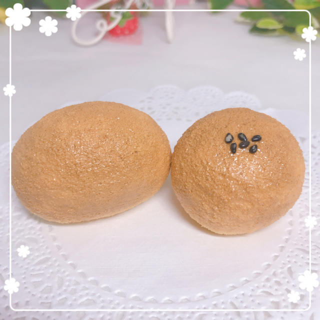 手作りスクイーズ あんぱん ブローチピン ハンドメイドのハンドメイド その他(その他)の商品写真