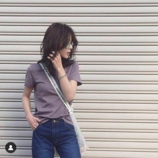 ユニクロ(UNIQLO)のクルーネックＴ　パープル(Tシャツ(半袖/袖なし))